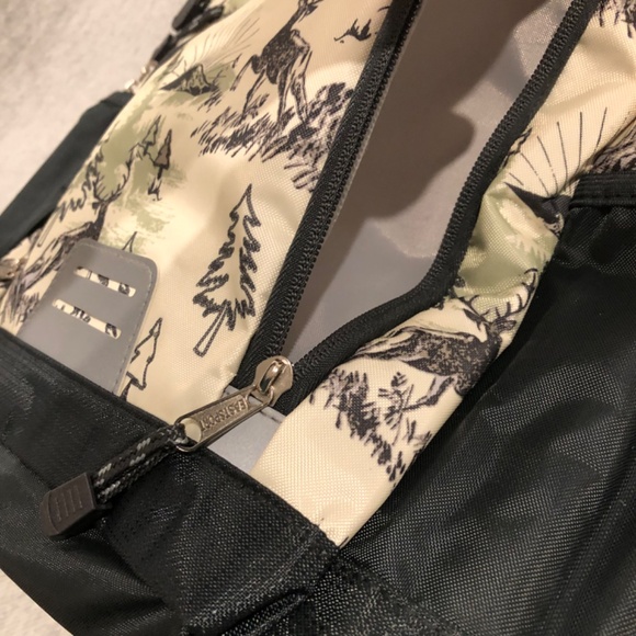 NWT - Eastport Black & Cream Forest Motif Deluxe Sport Backpack main image 7
